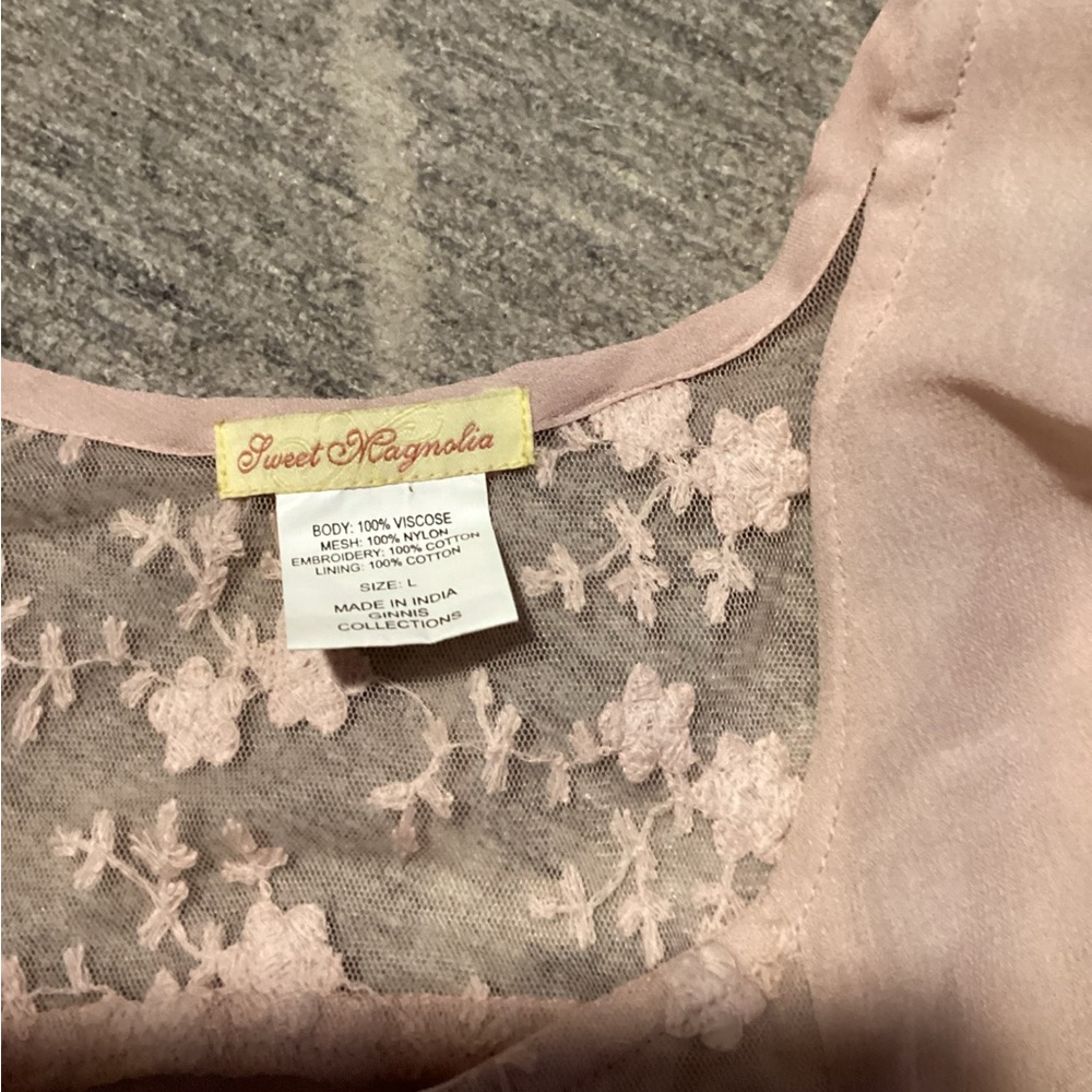Sweet Magnolia Women's LG Blouse Top. Soft Rose floral sheer panel sleeves - Picture 4 of 4